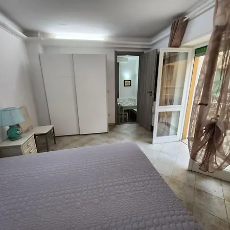 Vico Sant Erasmo Apartmán Alassio